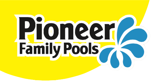 万博娱乐有限公司先锋家庭游泳池 - 游泳池，庭院和热水浴缸